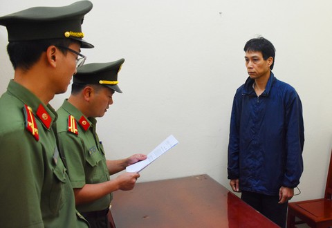 Vợ giám đốc bệnh viện tâm thần và đồng phạm tuồn thuốc ra ngoài trục lợi 1,5 tỉ đồng - Ảnh 3. Vợ giám đốc bệnh viện tâm thần và đồng phạm tuồn thuốc ra ngoài trục lợi 1,5 tỉ đồng - Ảnh 3.