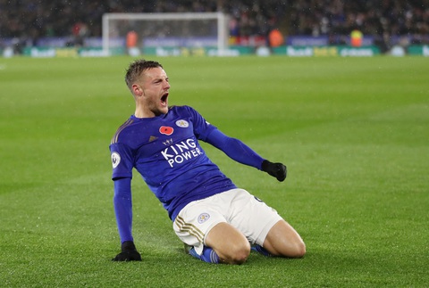 Leicester nhấn chìm Arsenal nhờ Vardy - Ảnh 1. Leicester nhấn chìm Arsenal nhờ Vardy - Ảnh 1.