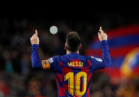Đêm của Messi: 2 siêu phẩm đá phạt và 1 quả phạt đền - Ảnh 1. Đêm của Messi: 2 siêu phẩm đá phạt và 1 quả phạt đền - Ảnh 1.