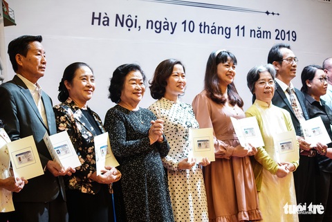 Câu lạc bộ Vì Hoàng Sa - Trường Sa thân yêu 5 năm kết nối triệu trái tim - Ảnh 1. Câu lạc bộ Vì Hoàng Sa - Trường Sa thân yêu 5 năm kết nối triệu trái tim - Ảnh 1.