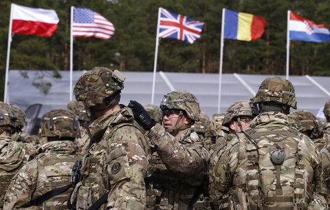 NATO đang bị chết não? - Ảnh 1. NATO đang bị chết não? - Ảnh 1.