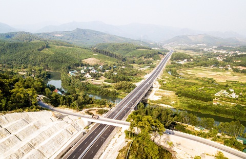 Sáp nhập huyện Hoành Bồ vào Hạ Long: Kỳ vọng về một Hạ Long mới - Ảnh 1. Sáp nhập huyện Hoành Bồ vào Hạ Long: Kỳ vọng về một Hạ Long mới - Ảnh 1.