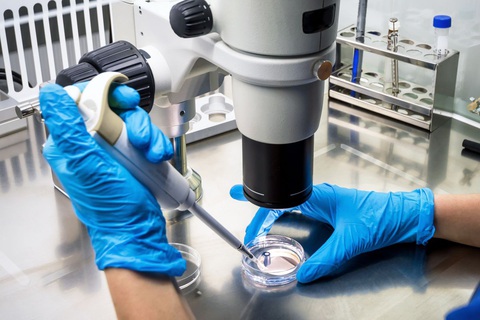 Tạo ra virus tiêu diệt mọi loại tế bào ung thư - Ảnh 1. Tạo ra virus tiêu diệt mọi loại tế bào ung thư - Ảnh 1.