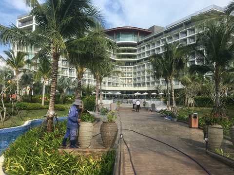 Giải cơn khát nhân lực Phú Quốc - Ảnh 1. Giải cơn khát nhân lực Phú Quốc - Ảnh 1.
