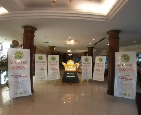 Thời trang, thân thiện với túi vải môi trường - Ảnh 4. Thời trang, thân thiện với túi vải môi trường - Ảnh 4.