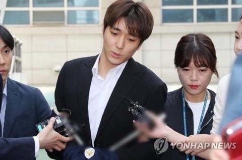 Sao Hàn Jung Joon Young đối diện 7 năm tù vì hiếp dâm - Ảnh 2. Sao Hàn Jung Joon Young đối diện 7 năm tù vì hiếp dâm - Ảnh 2.