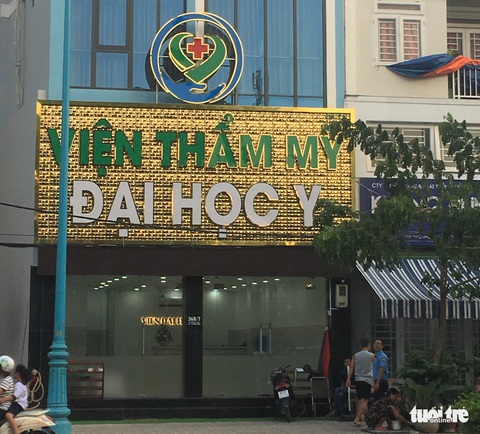 Bị dừng hoạt động, Viện thẩm mỹ Đại học Y vẫn đón khách? - Ảnh 1. Bị dừng hoạt động, Viện thẩm mỹ Đại học Y vẫn đón khách? - Ảnh 1.