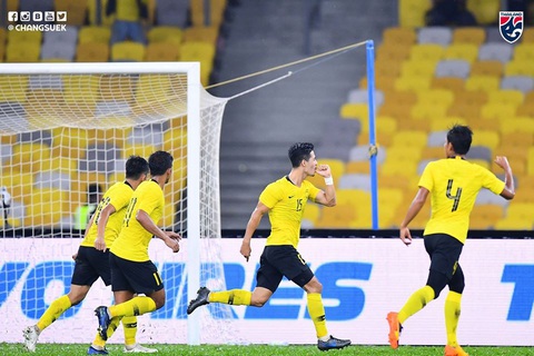 Thái chết nghẹn khi thua ngược Malaysia 1-2 - Ảnh 1. Thái chết nghẹn khi thua ngược Malaysia 1-2 - Ảnh 1.