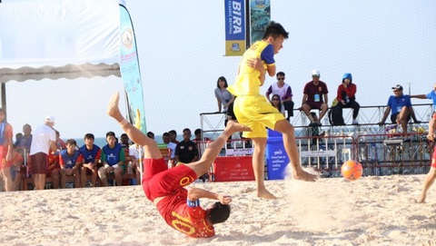 Việt Nam đánh bại Trung Quốc 7-5 ở Giải bóng đá bãi biển Đông Nam Á 2019 - Ảnh 1. Việt Nam đánh bại Trung Quốc 7-5 ở Giải bóng đá bãi biển Đông Nam Á 2019 - Ảnh 1.