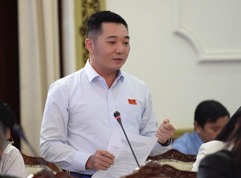 Hành khách phải được chấm điểm tài xế, nhân viên xe buýt - Ảnh 5. Hành khách phải được chấm điểm tài xế, nhân viên xe buýt - Ảnh 5.
