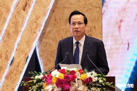Mạng lưới cơ sở dạy nghề như áo ngũ sắc vá víu từ vải cũ - Ảnh 5. Mạng lưới cơ sở dạy nghề như áo ngũ sắc vá víu từ vải cũ - Ảnh 5.
