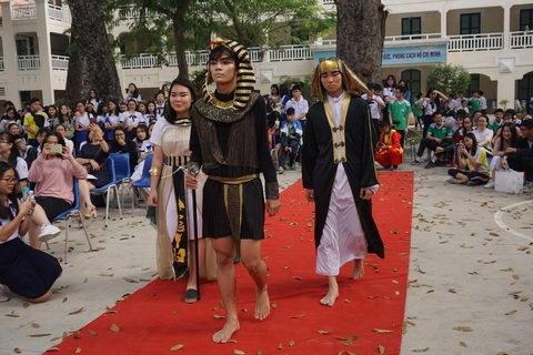 Học sinh thi nhau hóa Trần Quốc Toản, Bảo Đại, Đắc Kỷ, Tutankhamun... - Ảnh 2. Học sinh thi nhau hóa Trần Quốc Toản, Bảo Đại, Đắc Kỷ, Tutankhamun... - Ảnh 2.