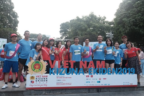 Giải chạy Kizuna Ekiden 2019: Ngày hội thể thao gắn kết tình hữu nghị - Ảnh 40. Giải chạy Kizuna Ekiden 2019: Ngày hội thể thao gắn kết tình hữu nghị - Ảnh 40.