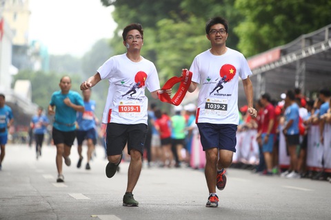 Giải chạy Kizuna Ekiden 2019: Ngày hội thể thao gắn kết tình hữu nghị - Ảnh 18. Giải chạy Kizuna Ekiden 2019: Ngày hội thể thao gắn kết tình hữu nghị - Ảnh 18.