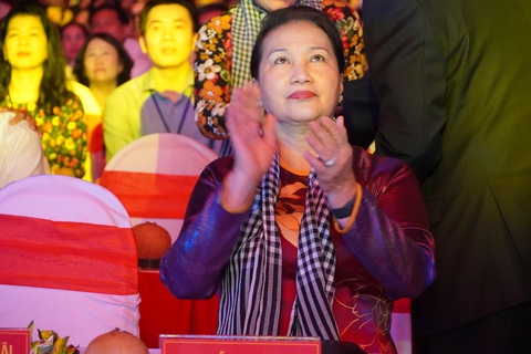 Hàng chục ngàn người tham dự Lễ hội dừa Bến Tre 2019 - Ảnh 2. Hàng chục ngàn người tham dự Lễ hội dừa Bến Tre 2019 - Ảnh 2.