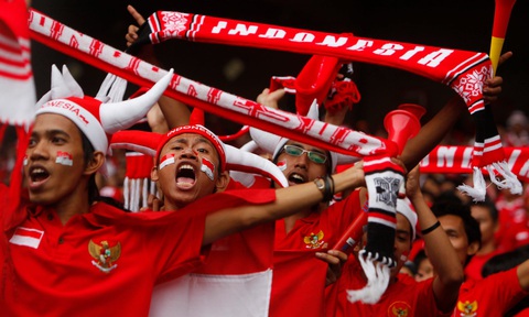 Giận liên đoàn, CĐV Indonesia không vào sân cổ vũ đội tuyển đá với Malaysia - Ảnh 1. Giận liên đoàn, CĐV Indonesia không vào sân cổ vũ đội tuyển đá với Malaysia - Ảnh 1.