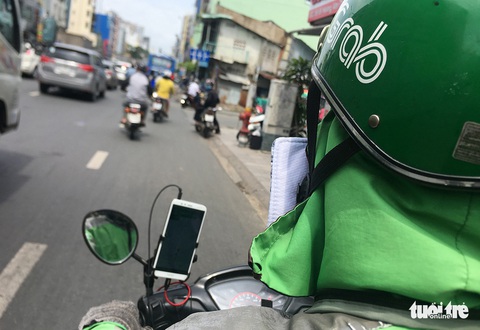 Chuyện đời sau tay lái - Kỳ 1: Chở nặng, chửi oan... chưa phải là ác mộng lớn nhất - Ảnh 1. Chuyện đời sau tay lái - Kỳ 1: Chở nặng, chửi oan... chưa phải là ác mộng lớn nhất - Ảnh 1.