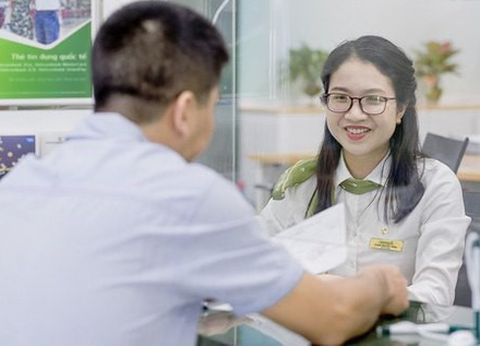 Vietcombank hạ lãi suất cho vay thêm 0,5%/năm - Ảnh 1. Vietcombank hạ lãi suất cho vay thêm 0,5%/năm - Ảnh 1.