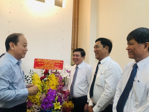TP.HCM sẽ hình thành hội đồng tư vấn giáo dục - Ảnh 1. TP.HCM sẽ hình thành hội đồng tư vấn giáo dục - Ảnh 1.