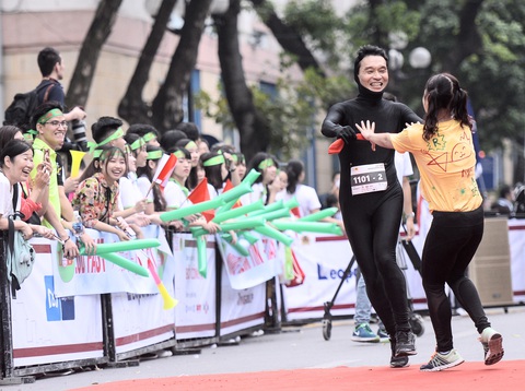 Kizuna Ekiden qua ống kính Nguyễn Á - Ảnh 4. Kizuna Ekiden qua ống kính Nguyễn Á - Ảnh 4.