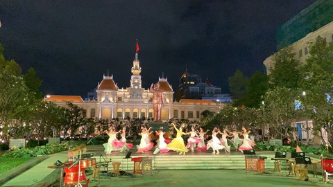 TP.HCM công bố 13 sự kiện văn hóa, lễ hội chờ người dân góp ý - Ảnh 9. TP.HCM công bố 13 sự kiện văn hóa, lễ hội chờ người dân góp ý - Ảnh 9.