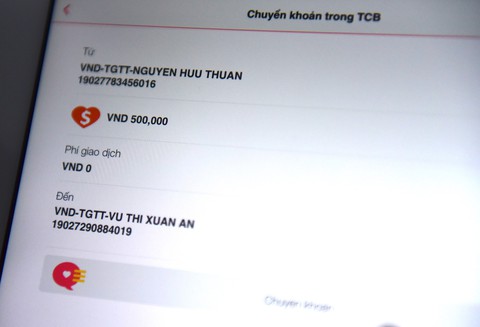 Thêm ngân hàng đua phí 0 đồng - Ảnh 1. Thêm ngân hàng đua phí 0 đồng - Ảnh 1.