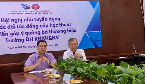 Bước vào lớp, nhìn qua là biết sinh viên nào sẽ thất nghiệp - Ảnh 1. Bước vào lớp, nhìn qua là biết sinh viên nào sẽ thất nghiệp - Ảnh 1.