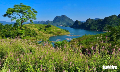 Hồ Hòa Bình sơn thủy hữu tình, núi đồi thơ mộng - Ảnh 2. Hồ Hòa Bình sơn thủy hữu tình, núi đồi thơ mộng - Ảnh 2.