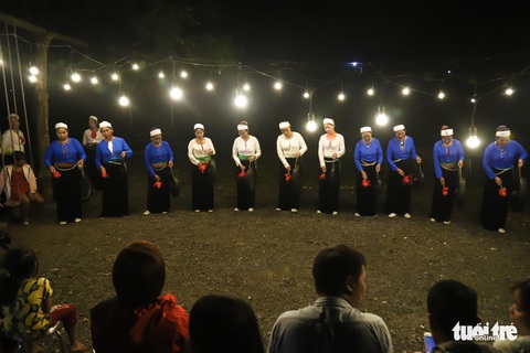 Hồ Hòa Bình sơn thủy hữu tình, núi đồi thơ mộng - Ảnh 18. Hồ Hòa Bình sơn thủy hữu tình, núi đồi thơ mộng - Ảnh 18.