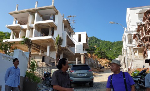 Khánh Hòa tính cho 82 dự án biệt thự, khu đô thị... cư ngụ trên đồi núi - Ảnh 1. Khánh Hòa tính cho 82 dự án biệt thự, khu đô thị... cư ngụ trên đồi núi - Ảnh 1.
