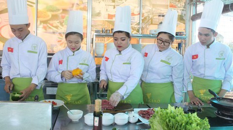 Trải nghiệm các khóa học ngắn hạn giúp nâng cao tay nghề, nâng lương - Ảnh 4. Trải nghiệm các khóa học ngắn hạn giúp nâng cao tay nghề, nâng lương - Ảnh 4.