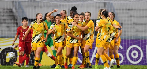 Chỉ cần hòa, U19 nữ Việt Nam sẽ vô bán kết Giải U19 nữ châu Á 2019, nhưng lại thua - Ảnh 2. Chỉ cần hòa, U19 nữ Việt Nam sẽ vô bán kết Giải U19 nữ châu Á 2019, nhưng lại thua - Ảnh 2.