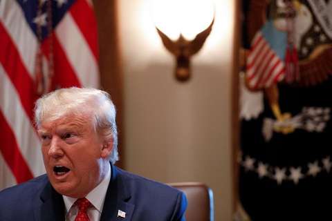 Ông Trump nói sẽ tăng thuế ngay lập tức nếu Trung Quốc bẻ kèo - Ảnh 1. Ông Trump nói sẽ tăng thuế ngay lập tức nếu Trung Quốc bẻ kèo - Ảnh 1.