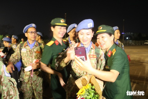 31 cán bộ gìn giữ hòa bình từ Nam Sudan về nước - Ảnh 4. 31 cán bộ gìn giữ hòa bình từ Nam Sudan về nước - Ảnh 4.