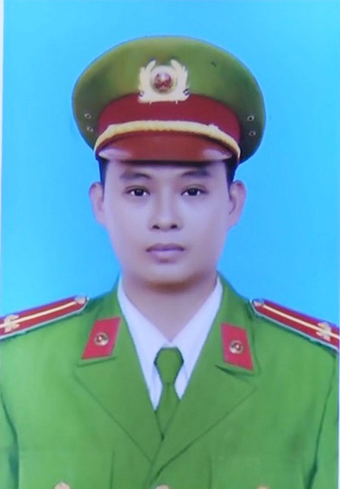 Thăng cấp hàm trước hạn cho cán bộ công an tử vong khi truy đuổi tội phạm - Ảnh 1. Thăng cấp hàm trước hạn cho cán bộ công an tử vong khi truy đuổi tội phạm - Ảnh 1.