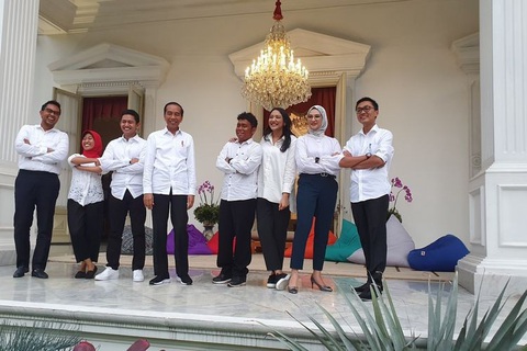 Cô gái 23 tuổi được chọn vào nhóm cố vấn trẻ của Tổng thống Indonesia - Ảnh 2. Cô gái 23 tuổi được chọn vào nhóm cố vấn trẻ của Tổng thống Indonesia - Ảnh 2.