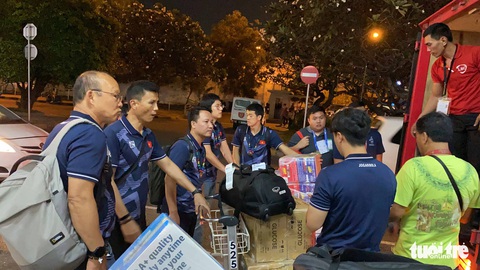 U22 Việt Nam và đội tuyển bóng đá nữ đến Philippines - Ảnh 11. U22 Việt Nam và đội tuyển bóng đá nữ đến Philippines - Ảnh 11.