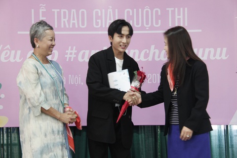 Gần 4.000 video về phòng chống bạo lực tình dục với phụ nữ - Ảnh 1. Gần 4.000 video về phòng chống bạo lực tình dục với phụ nữ - Ảnh 1.