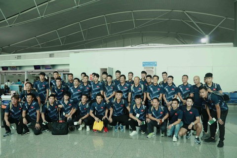 Tuyển nữ và U22 Việt Nam tươi cười lên đường dự SEA Games - Ảnh 14. Tuyển nữ và U22 Việt Nam tươi cười lên đường dự SEA Games - Ảnh 14.