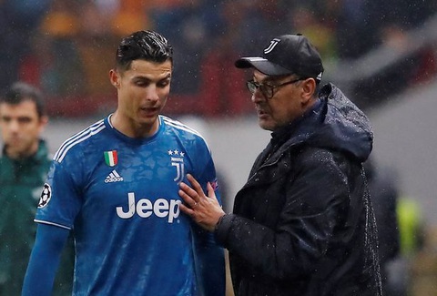 Ronaldo không được đăng ký thi đấu, CĐV đồn bị Juventus ruồng bỏ - Ảnh 1. Ronaldo không được đăng ký thi đấu, CĐV đồn bị Juventus ruồng bỏ - Ảnh 1.