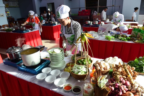 Cao thủ tranh hùng, xuất lộ tuyệt chiêu, bí kíp nấu phở ngon - Ảnh 3. Cao thủ tranh hùng, xuất lộ tuyệt chiêu, bí kíp nấu phở ngon - Ảnh 3.