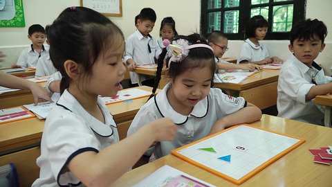 Phải công khai quy trình chọn sách giáo khoa - Ảnh 1. Phải công khai quy trình chọn sách giáo khoa - Ảnh 1.