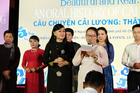 Người cải lương gặp gỡ công chúng tại Đường sách - Ảnh 3. Người cải lương gặp gỡ công chúng tại Đường sách - Ảnh 3.