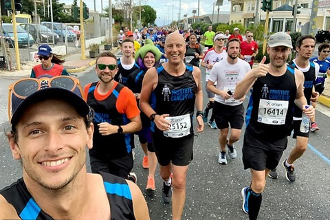 Chạy marathon khắp thế giới vì người bệnh ung thư - Ảnh 1. Chạy marathon khắp thế giới vì người bệnh ung thư - Ảnh 1.
