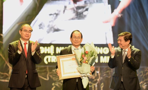TP.HCM vinh danh và thưởng thêm cho 75 nghệ sĩ, nghệ nhân - Ảnh 6. TP.HCM vinh danh và thưởng thêm cho 75 nghệ sĩ, nghệ nhân - Ảnh 6.