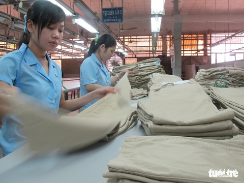 Xuất khẩu dệt may, da giày trên đà… hụt hơi - Ảnh 1. Xuất khẩu dệt may, da giày trên đà… hụt hơi - Ảnh 1.