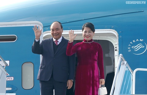 Thủ tướng tới Busan dự thượng đỉnh đặc biệt Hàn Quốc - ASEAN - Ảnh 1. Thủ tướng tới Busan dự thượng đỉnh đặc biệt Hàn Quốc - ASEAN - Ảnh 1.