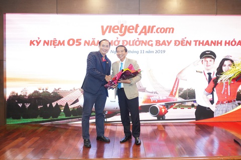 Vietjet phục vụ 2,2 triệu lượt hành khách sau 5 năm cất cánh tại Thanh Hoá - Ảnh 3. Vietjet phục vụ 2,2 triệu lượt hành khách sau 5 năm cất cánh tại Thanh Hoá - Ảnh 3.