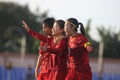 Tuyển nữ Việt Nam và Thái Lan bất phân thắng bại - Ảnh 1. Tuyển nữ Việt Nam và Thái Lan bất phân thắng bại - Ảnh 1.