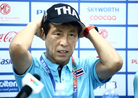 HLV Nishino: U22 Thái Lan bại trận do cầu thủ không có phong độ tốt - Ảnh 1. HLV Nishino: U22 Thái Lan bại trận do cầu thủ không có phong độ tốt - Ảnh 1.